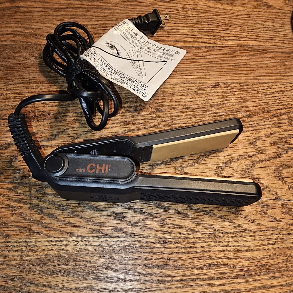 CHI Travel Flat Iron